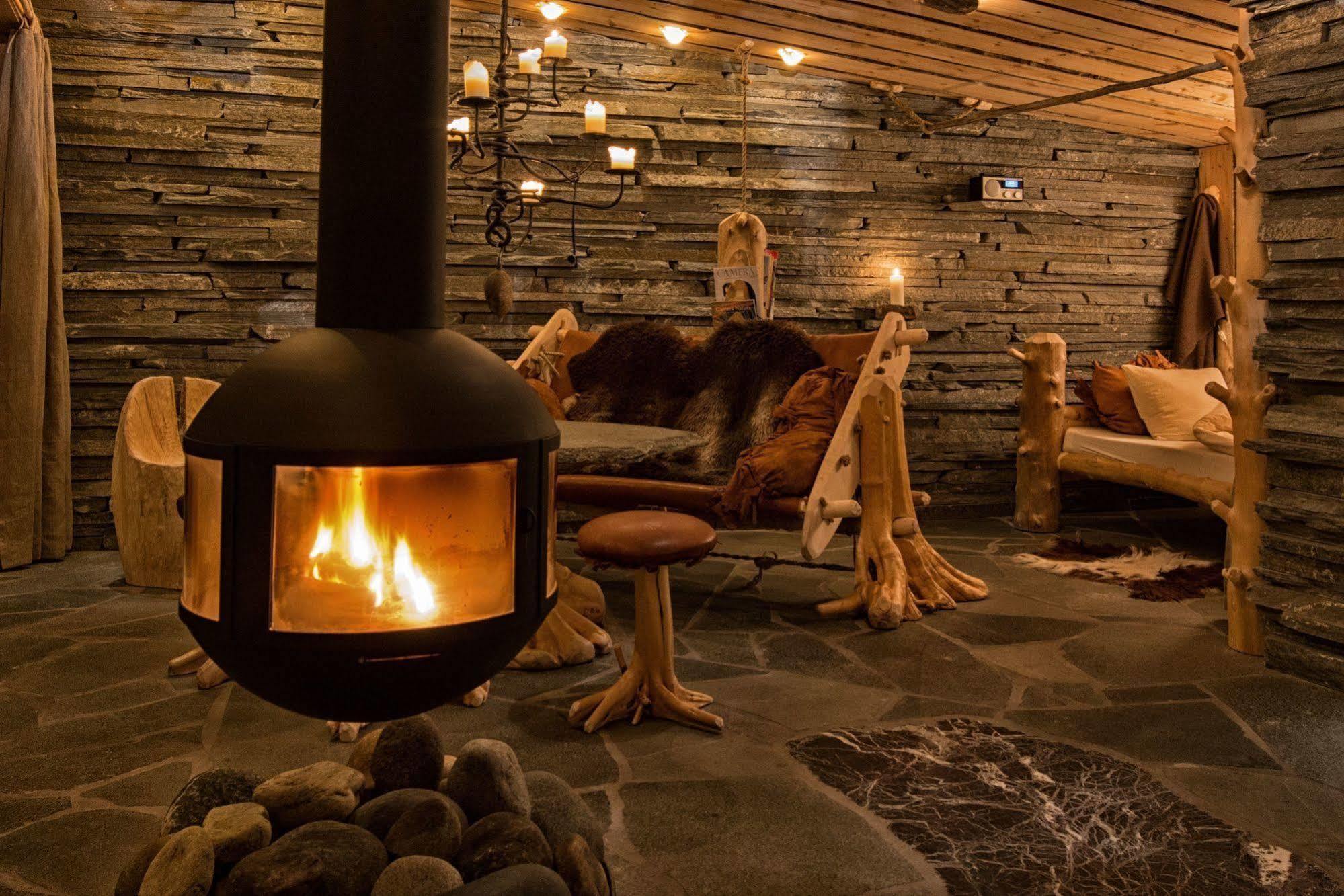 Engholm Husky Design Lodge Karasjok Extérieur photo